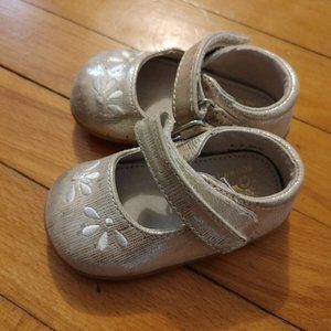 See Kai Run Silver Mary Jane Shoes Girl Size 4